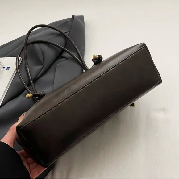 Elegant Unbranded Brown Shoulder Bag-NIP - Picture 4 of 12